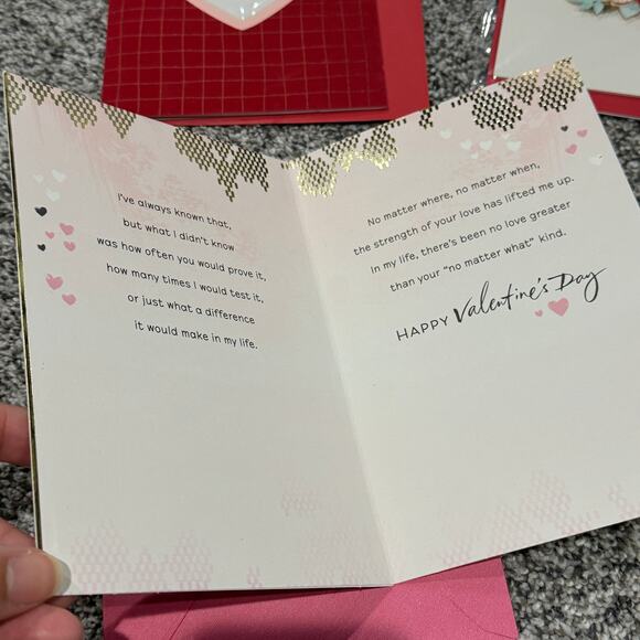 Hallmark Valentine's Day Bundle! Signature Heirloom Rhinestone Velvet Love Cards - Picture 9 of 12